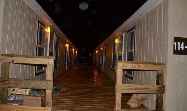 Dilley Lodge Exterior photo